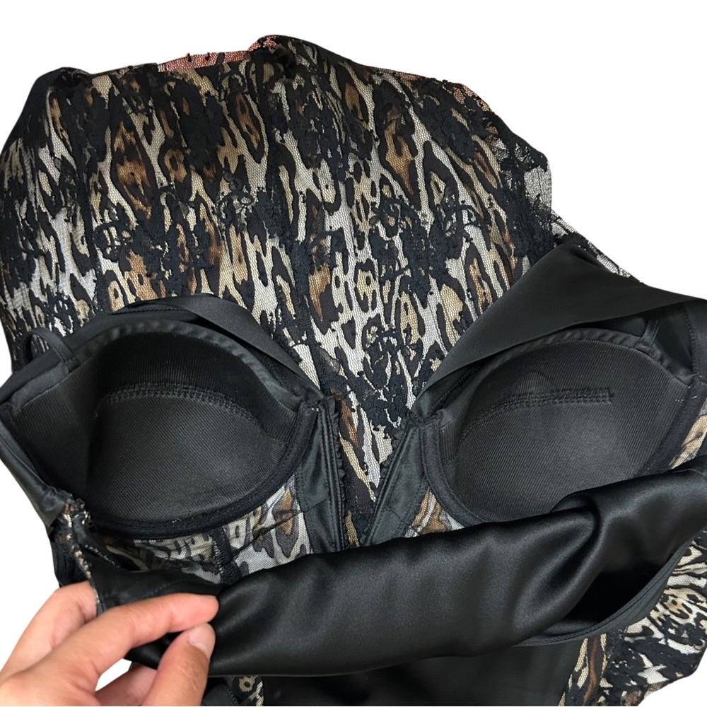 marvel by La Perla Lace Leopard Silk V Neck Plunge Wire Bustier Maxi Dress - Picture 4 of 9